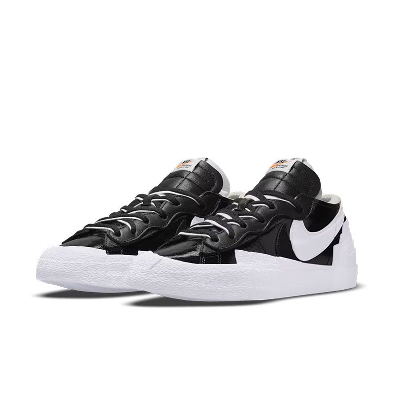 کفش مردانه نایک Blazer Low x sacai 'Black Patent' مدل DM6443-001 رنگ مشکی سفید