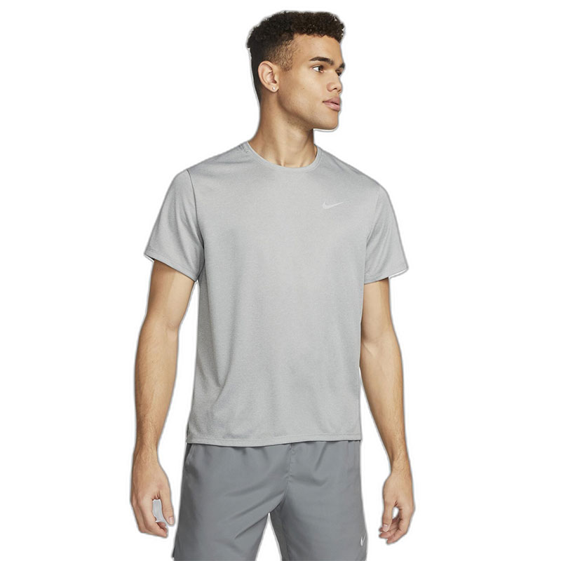 تیشرت رانینگ مردانه نایکی Dri-FIT UV مدل DV9315-084