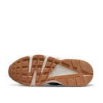 کفش ورزشی زنانه نایک Air Huarache مدل DO6720-100 رنگ سفید نارنجی